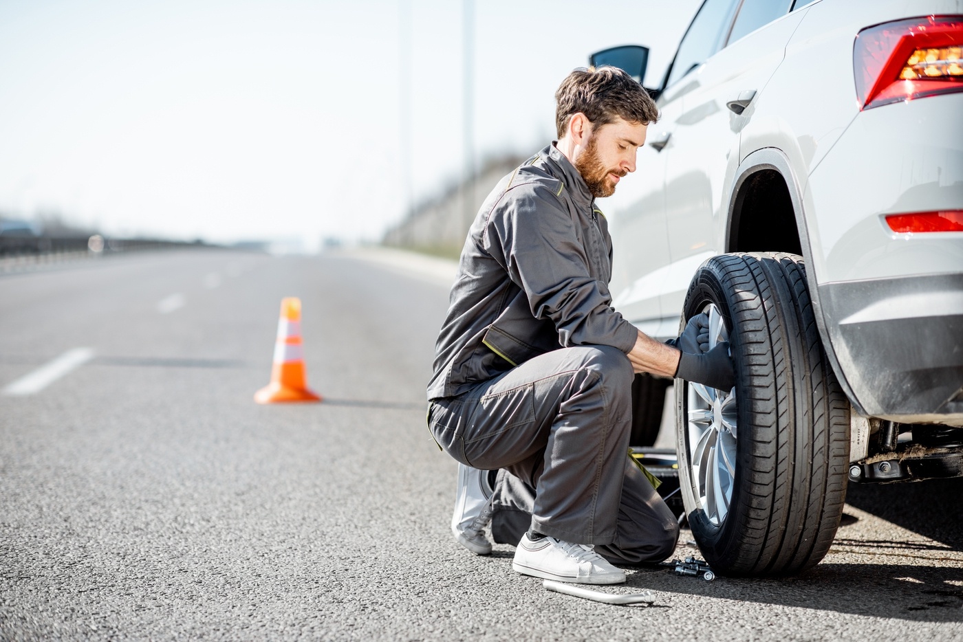 Flat Tire Repair Cost: Save Money with Affordable Solutions!